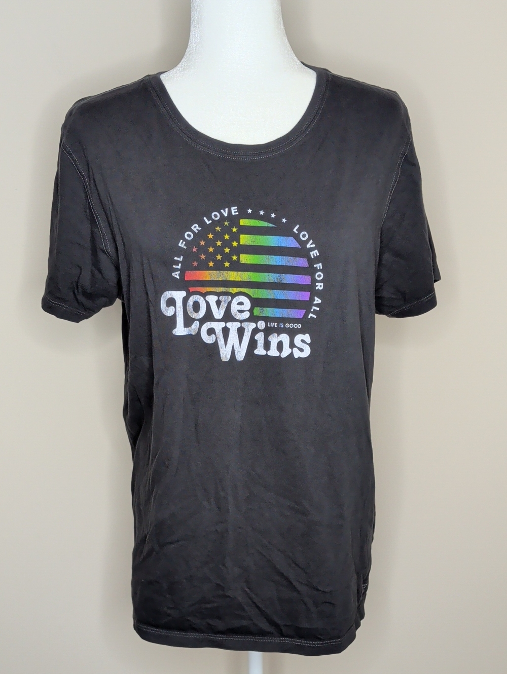 Life Is Good Black Tee with Rainbow 'Love Wins' Graphic Size XL